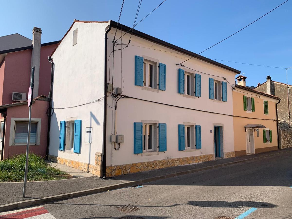 Center House With Apartments Umag Zewnętrze zdjęcie