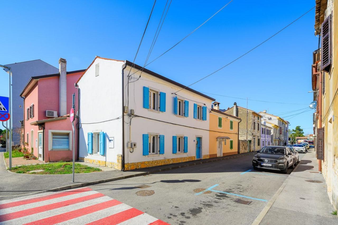 Center House With Apartments Umag Zewnętrze zdjęcie